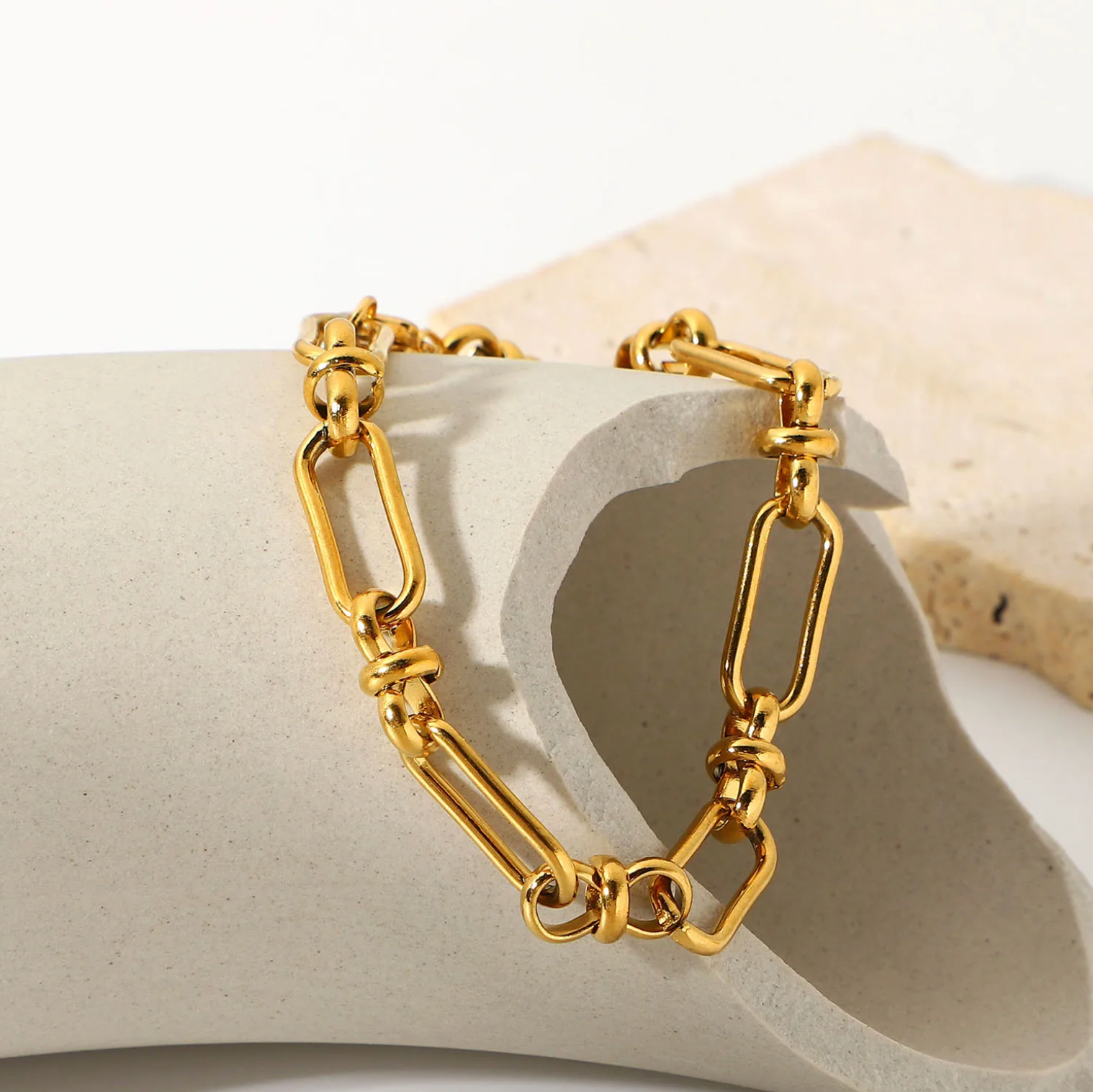 Modern Links Armband