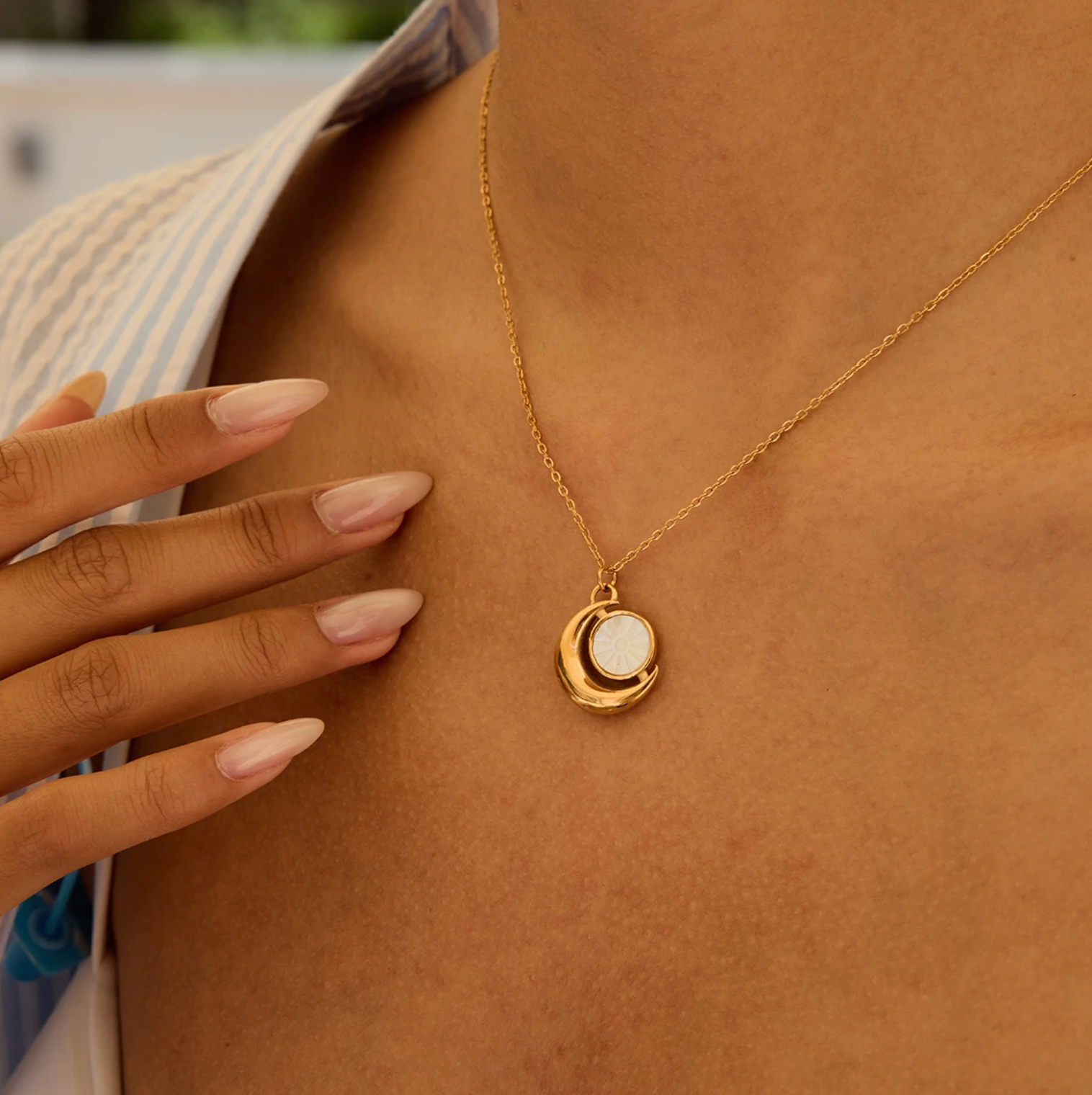 Luna Elegance Mond Halskette
