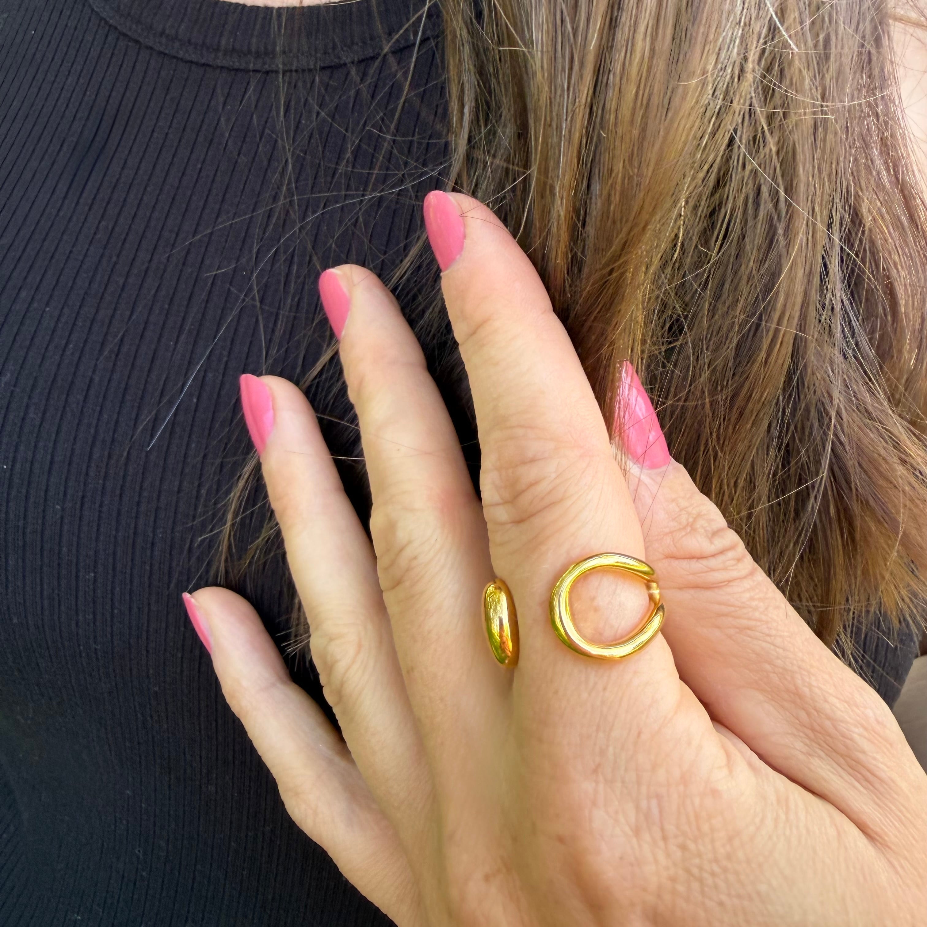 Twin Loop Ring