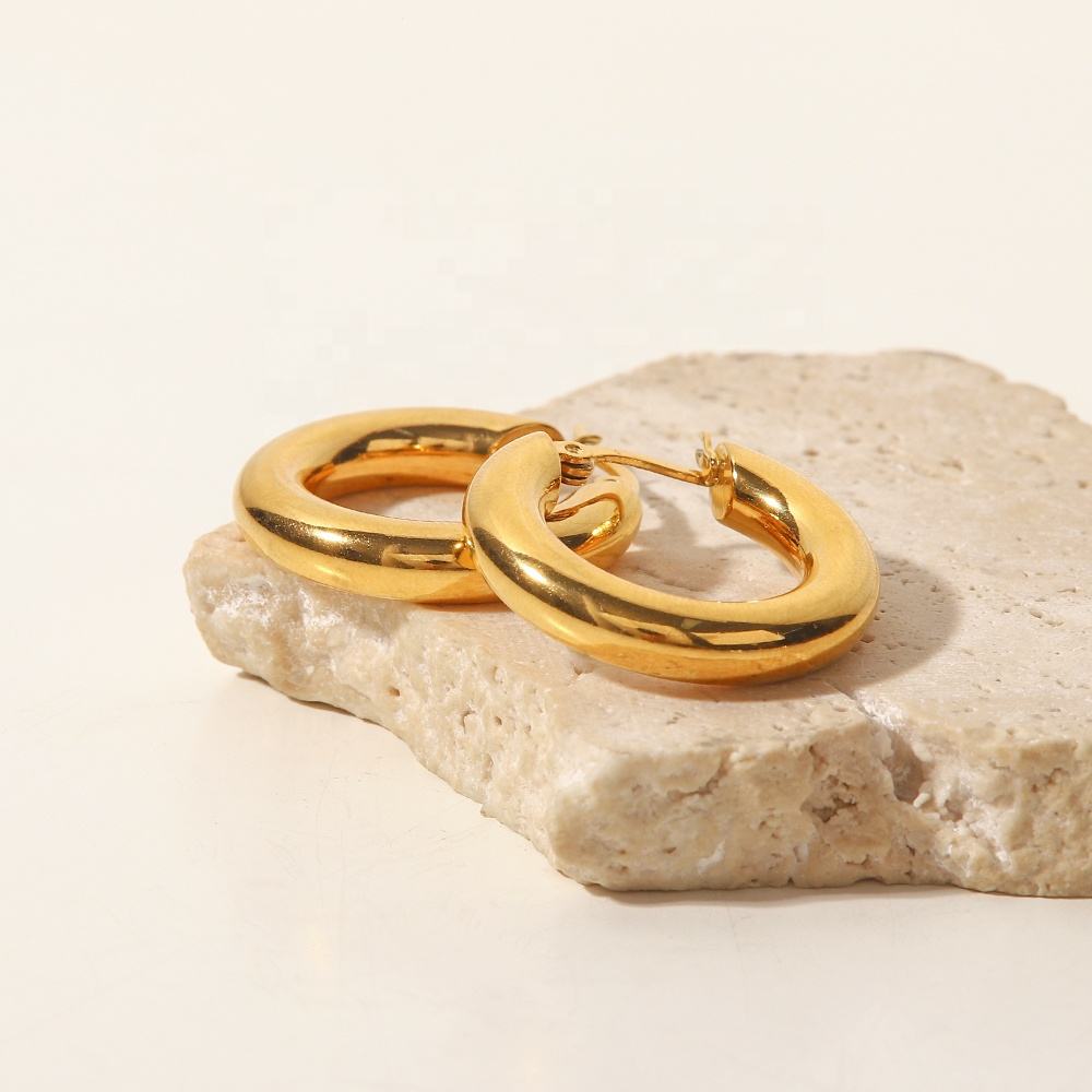 Bold Curve Hoops Creolen