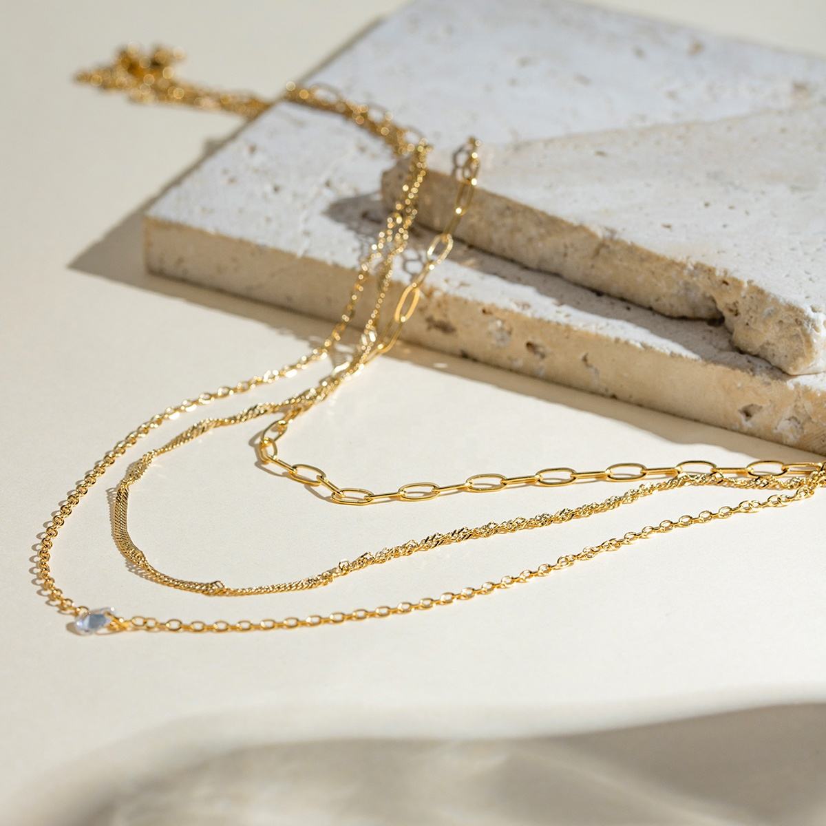 Layered Glow Kette