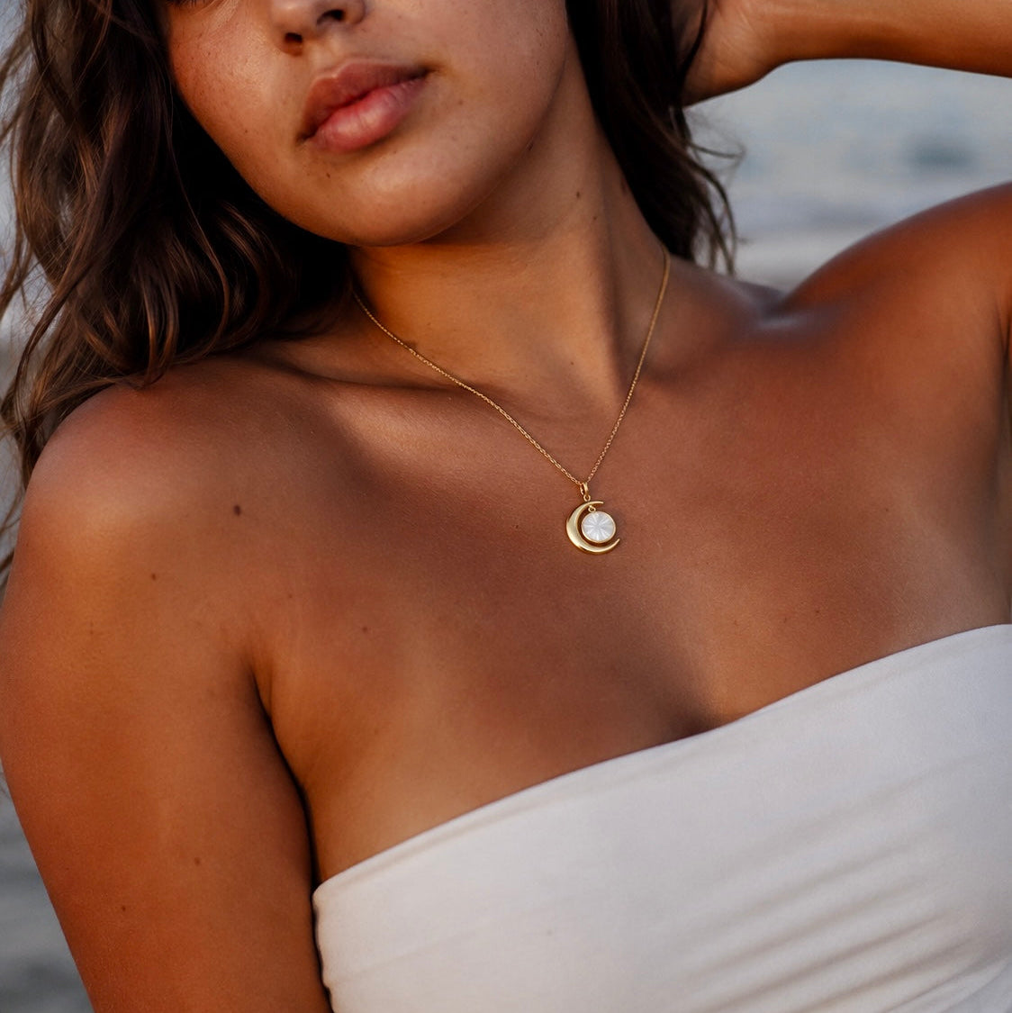 Luna Elegance Mond Halskette