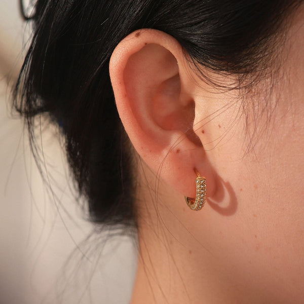 Glow Dot Hoops Creolen