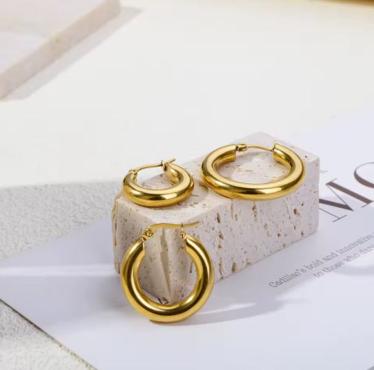 Bold Curve Hoops Creolen