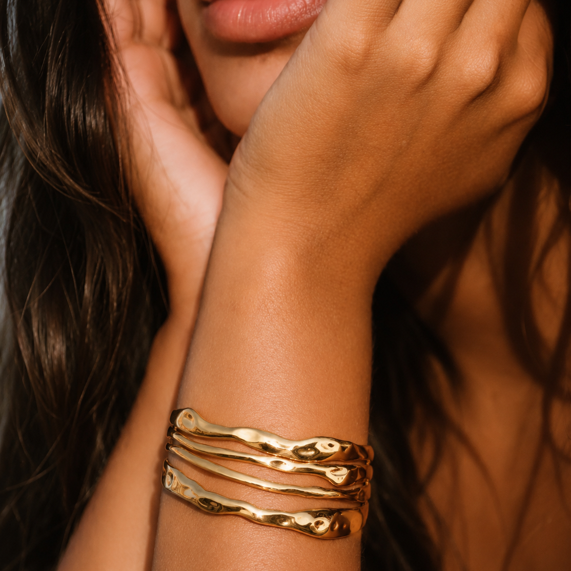 Golden Curve Bracelet