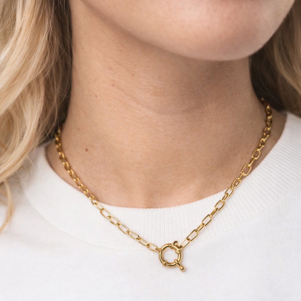 modern link halskette detail glieder gold