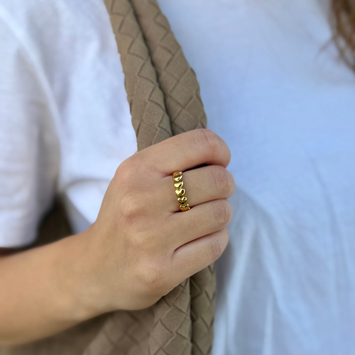 Wide Heart Chain Ring