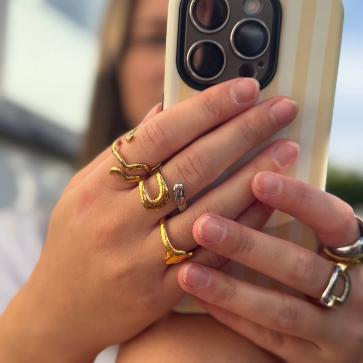 Wide Curve Two Tone Ring