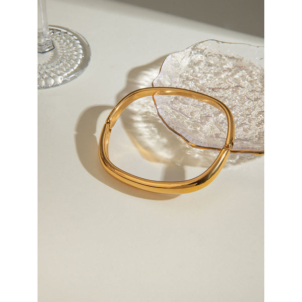 Modern Curve Armreif